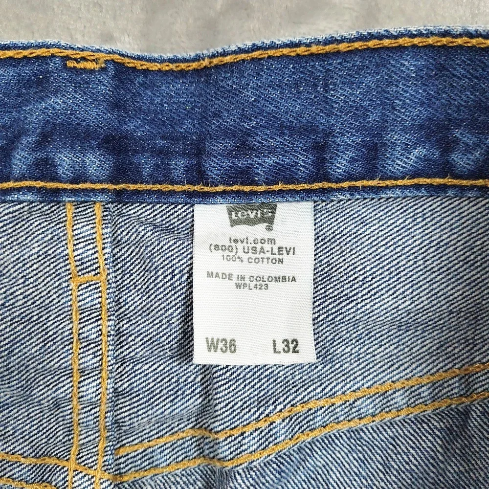 Vintage Levis 501 Jeans Mens 35x30.5 Straight Leg Classic‎ Denim Button Fly Y2K
